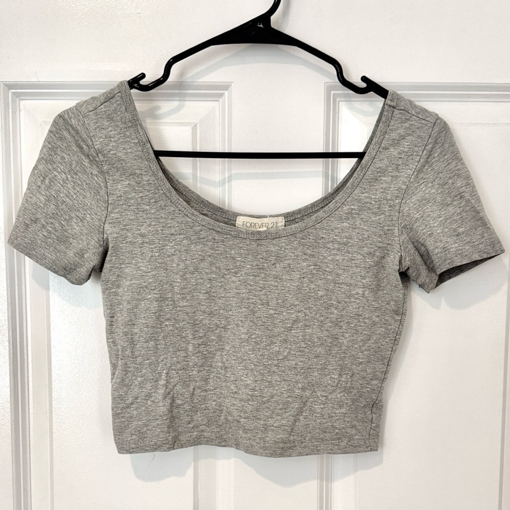Forever 21 Gray Women's Crop Top Small